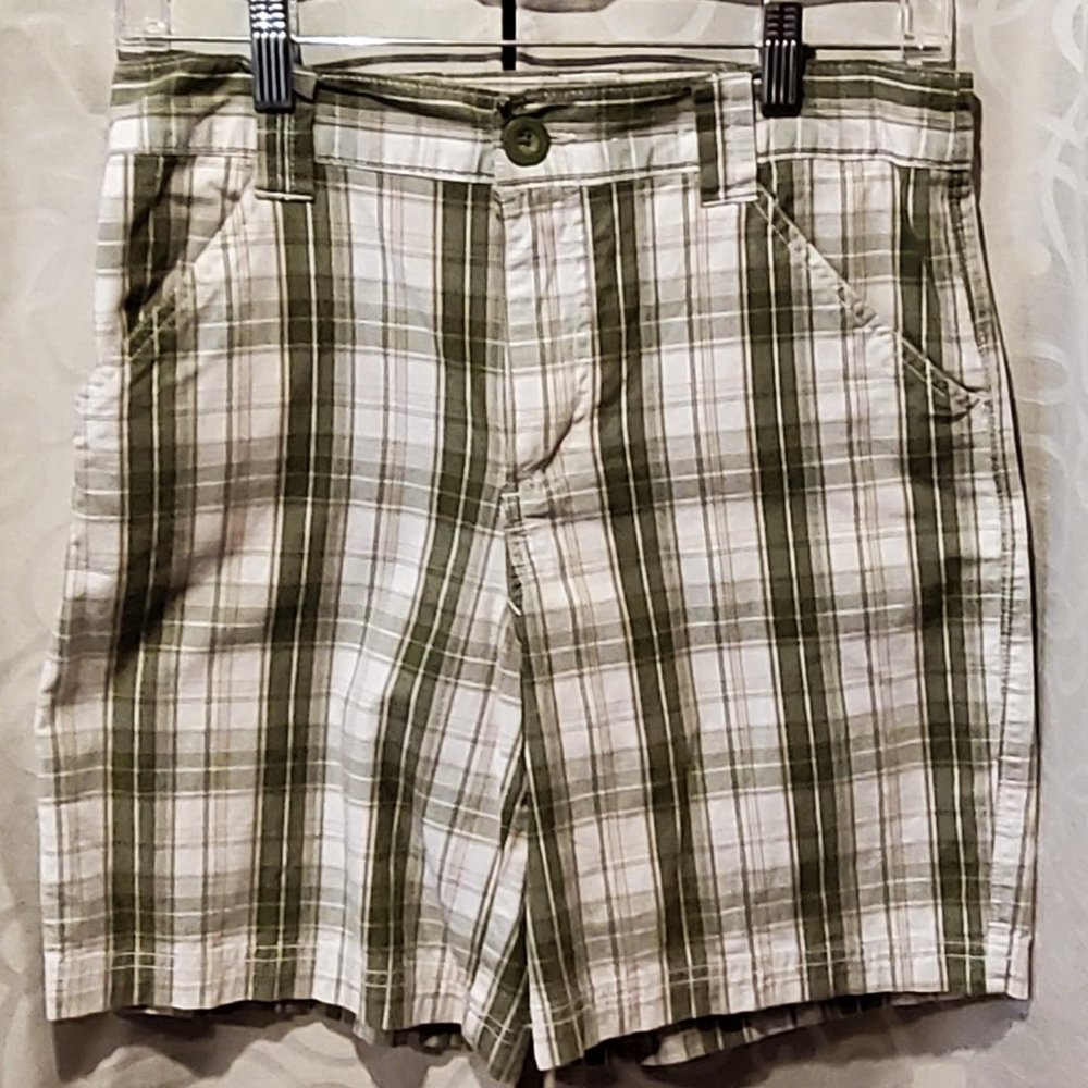 Green and White Plaid 2 Pocket Shorts